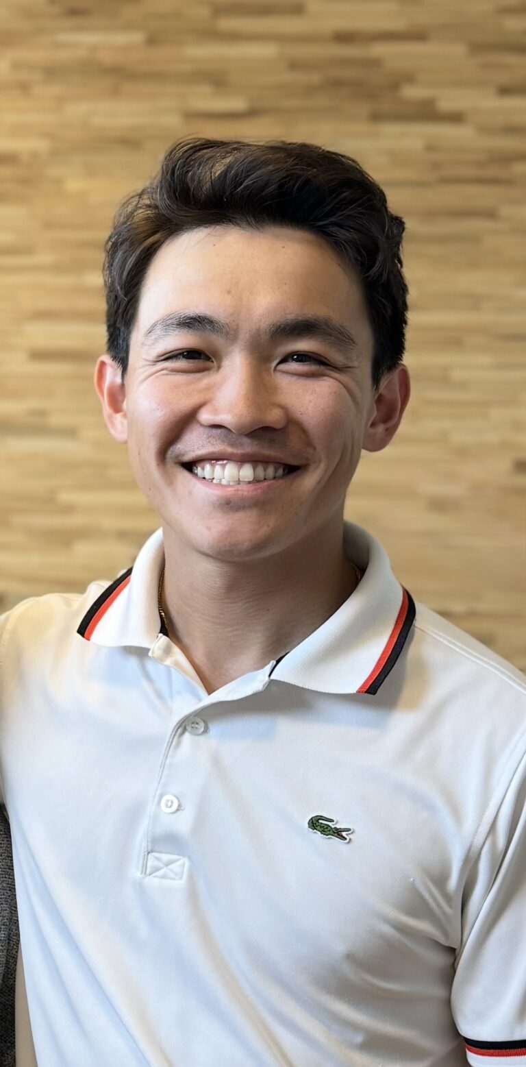 Dr. Felix shum chiropraticien Longueuil traitant lombalgie mal de dos, mal de cou, sur la rive-sud de Montréal depuis 2019